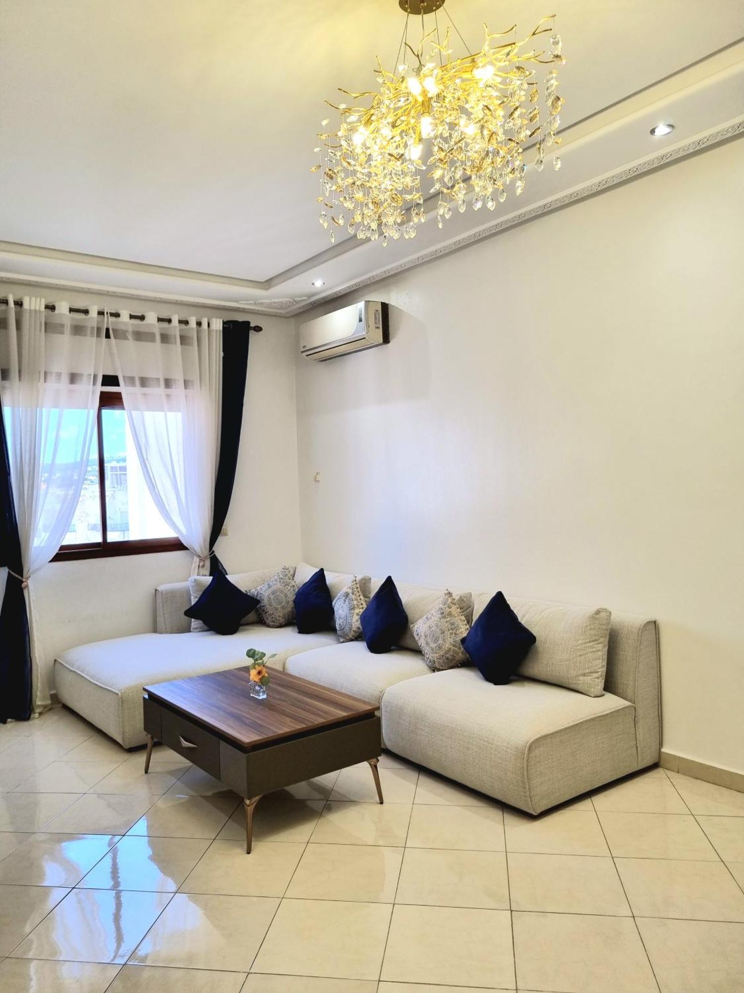 Tanger Malabata Apartment ภายนอก รูปภาพ